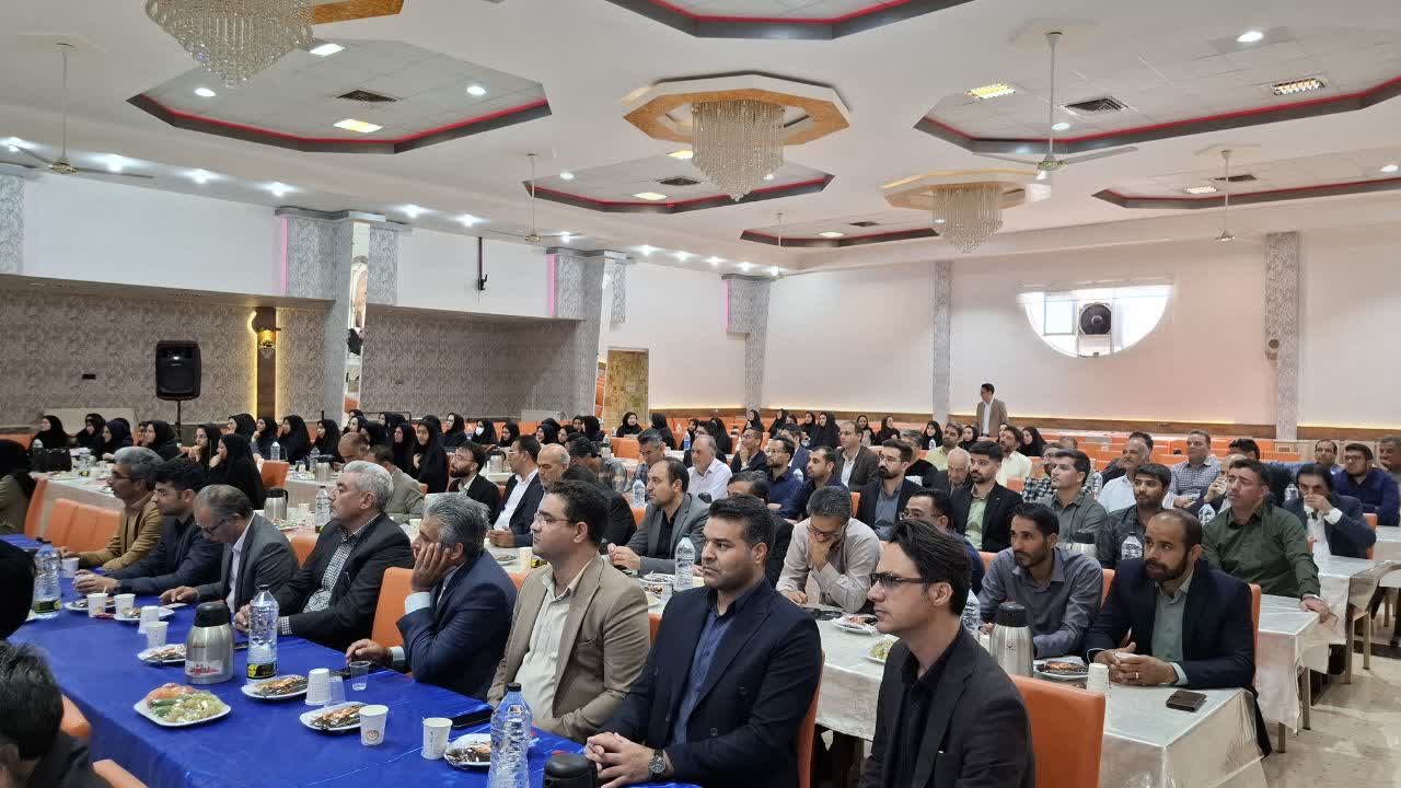 برگزاری همایش بهورزان برتر خراسان جنوبی به میزبانی شبکه بهداشت بشرویه