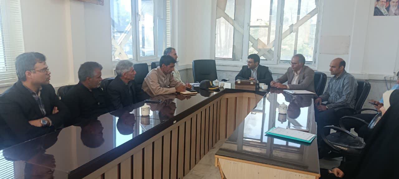 نشست هم‌اندیشی برای هماهنگی همایش پیاده‌روی خانوادگی و جشن سالمندان