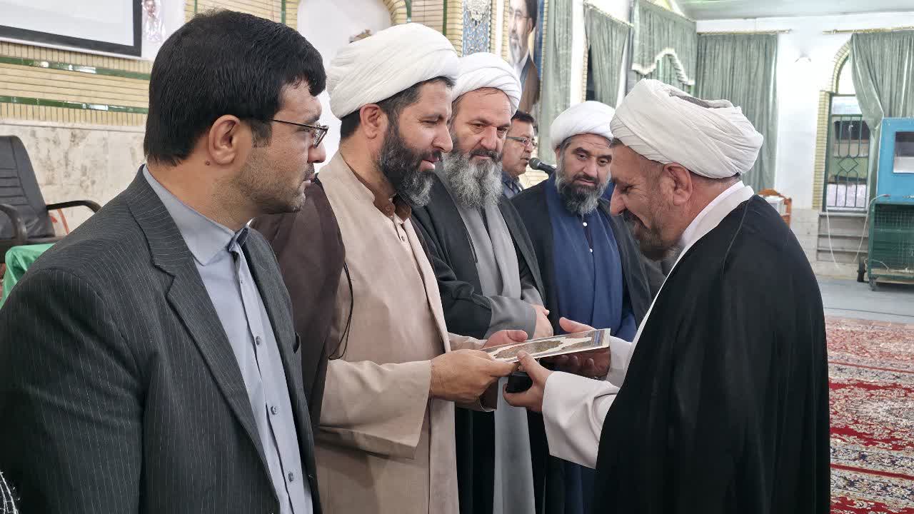 مراسم تکریم و معارفه رئیس اداره تبلیغات اسلامی شهرستان فردوس
