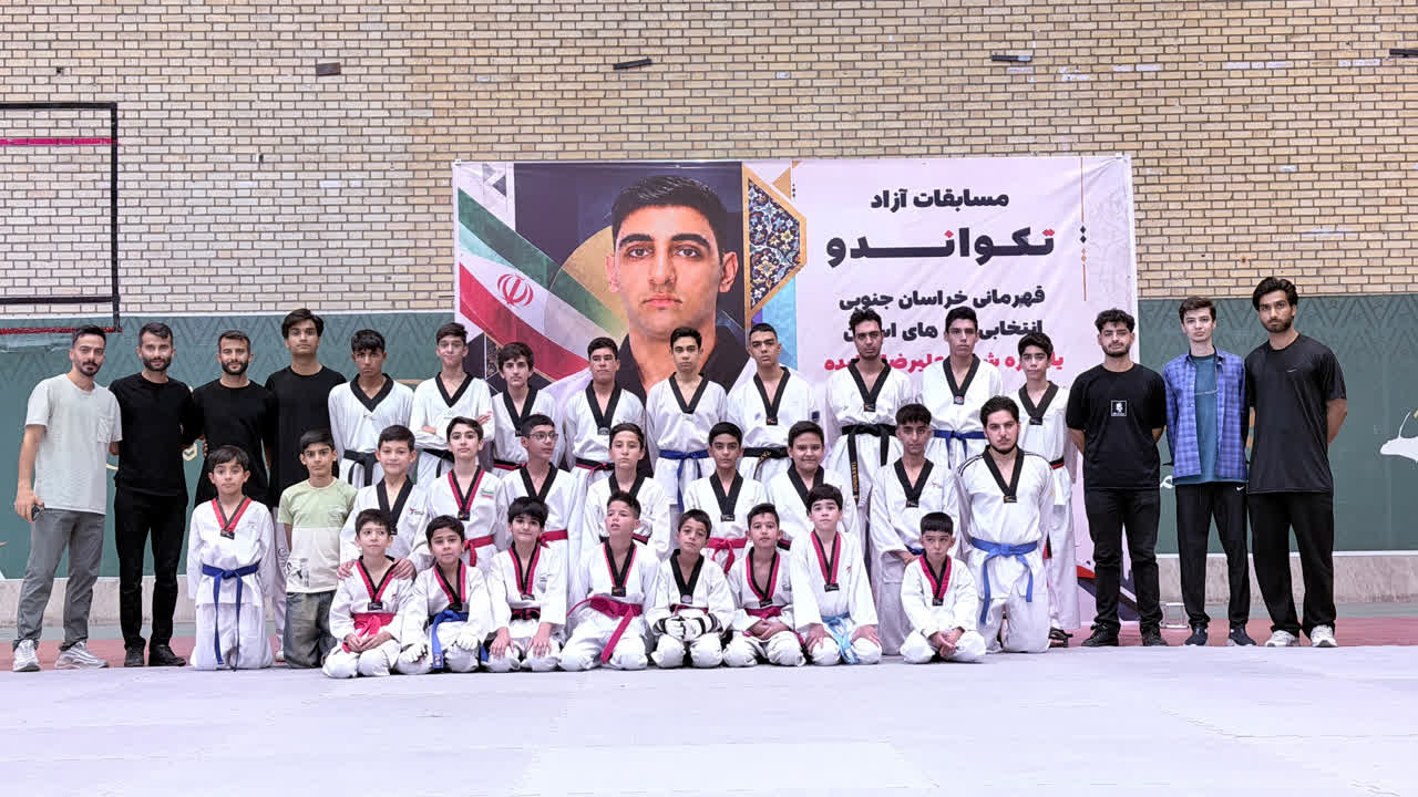 کسب ۲۵ مدال رنگارنگ توسط پسران تکواندوکار شهرستان فردوس در رقابت‌های قهرمانی خراسان جنوبی