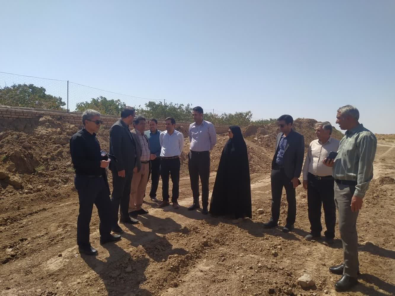 بازدید فرماندار سرایان از مسیل‌ها برای مدیریت بحران و مهار روان‌آب‌ها