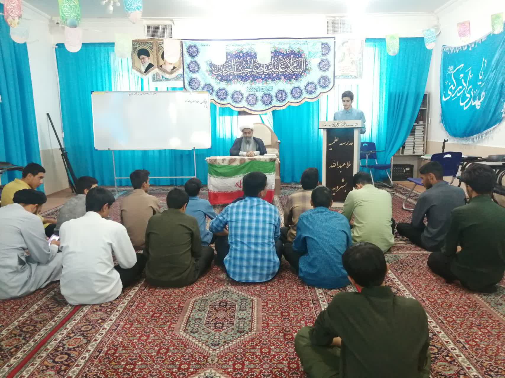 امام جمعه بشرویه: رسالت طلاب ادامه راه انبیا در حراست از مرزهای فکری و عقیدتی است