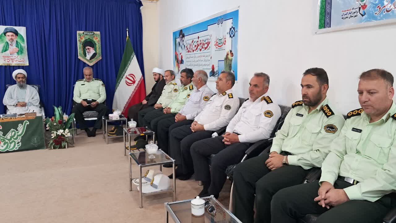 دیدار فرمانده انتظامی بشرویه با امام جمعه در هفته انتظامی