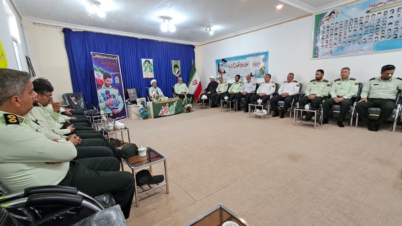 دیدار فرمانده انتظامی بشرویه با امام جمعه در هفته انتظامی