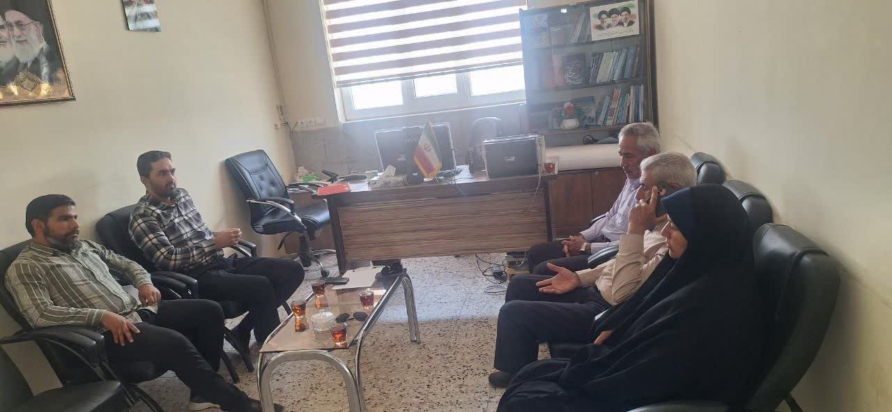 در راستای ارتقای سطح کیفی آموزش و پیگیری مطالبات آموزشی اهالی
