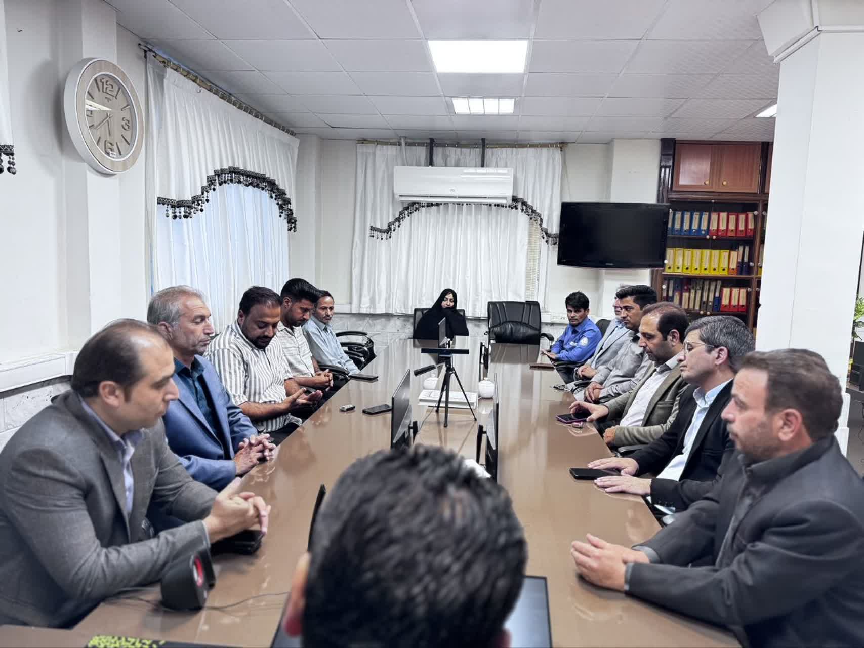 دیدار رئیس میراث فرهنگی و فعالان گردشگری با